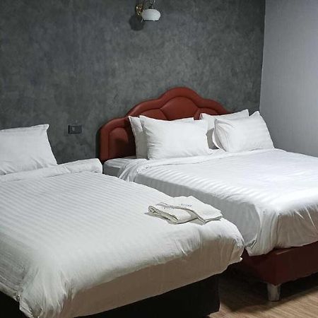 Kun Hotel Nakhonratchasima Esterno foto