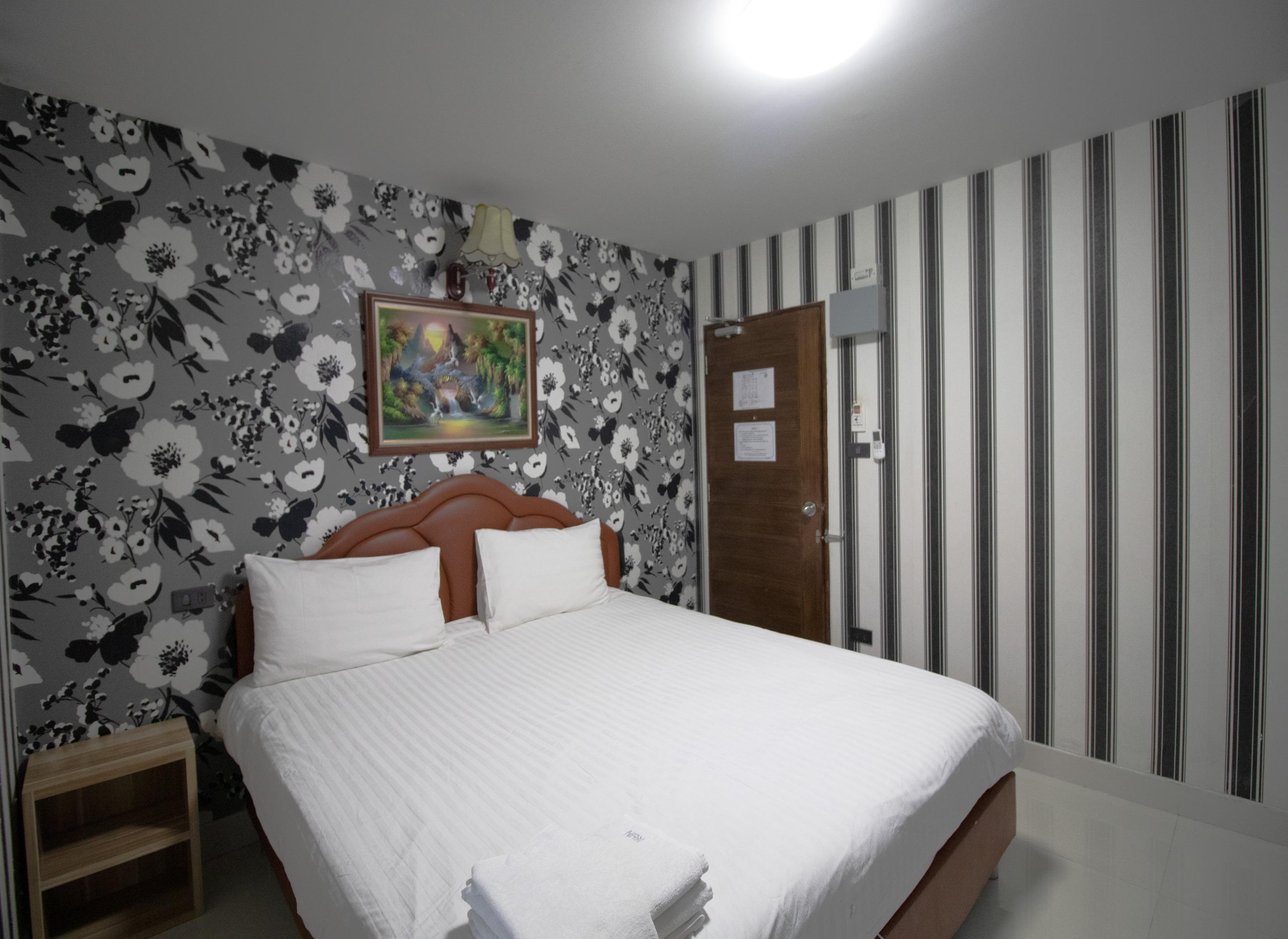 Kun Hotel Nakhonratchasima Esterno foto
