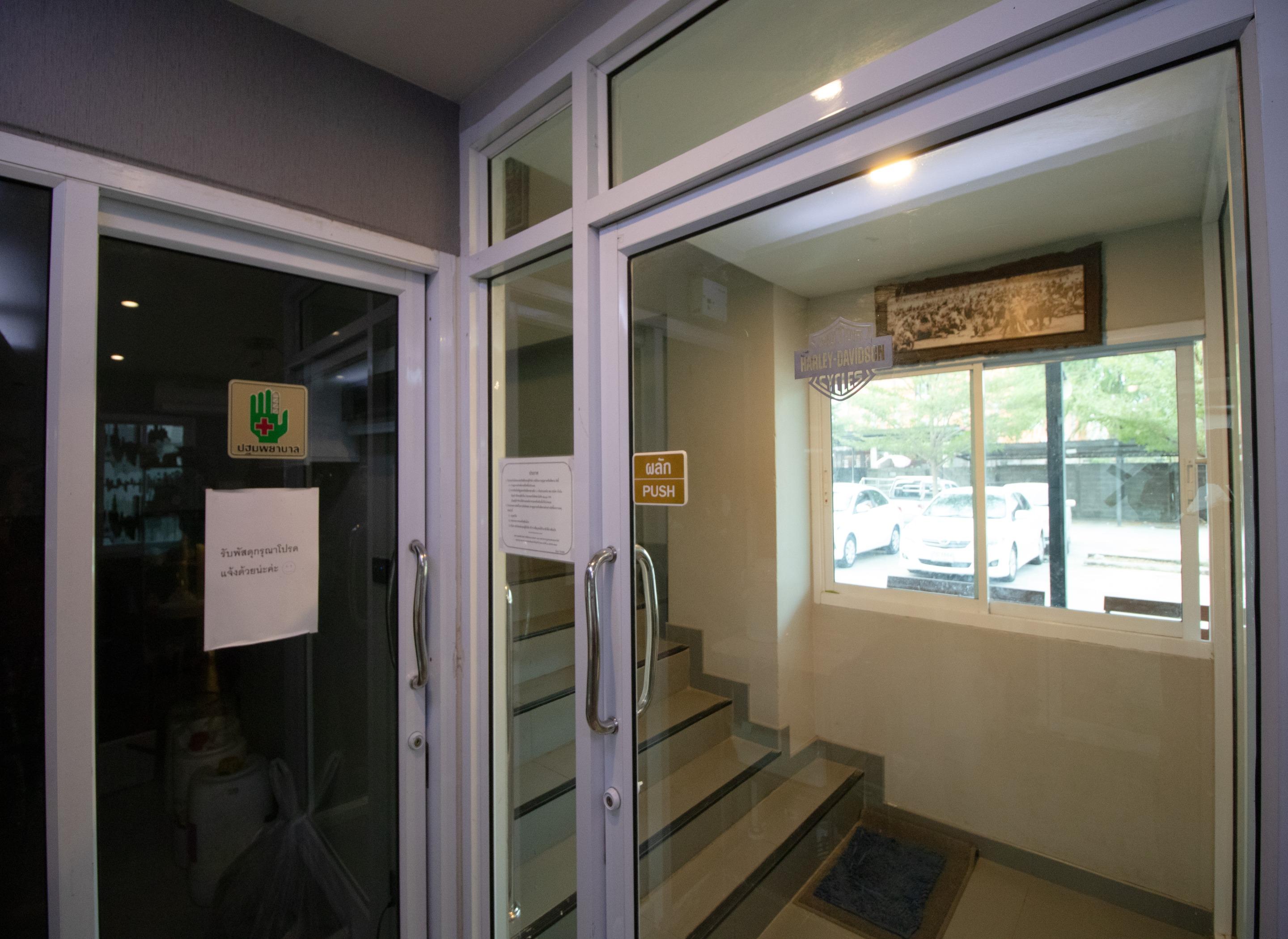 Kun Hotel Nakhonratchasima Esterno foto