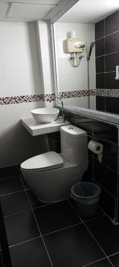 Kun Hotel Nakhonratchasima Esterno foto